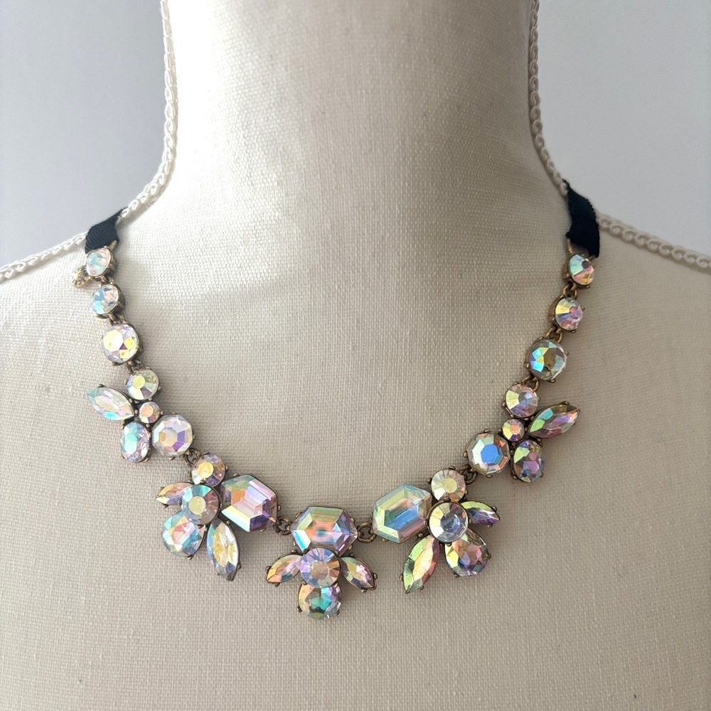 Chic Crystal Necklace with Black Ribbon Tie